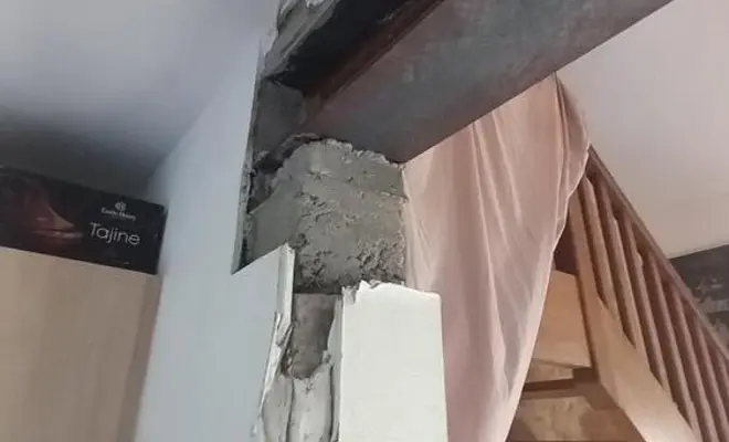 Habillage d'un IPN en plâtrerie et mise en peinture 