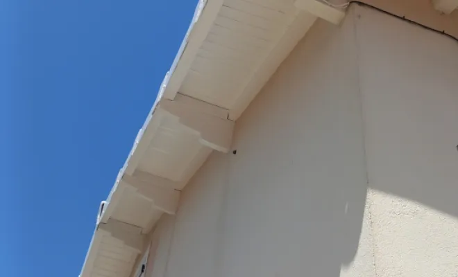 Rénovation des avant toits en peinture 