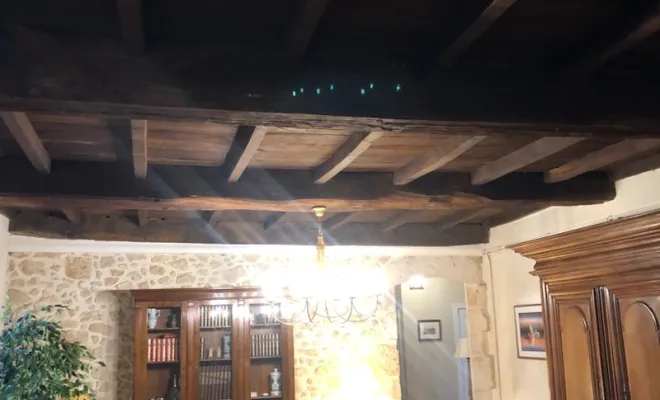 Rénovation des poutres et entre poutres en bois à Bergerac